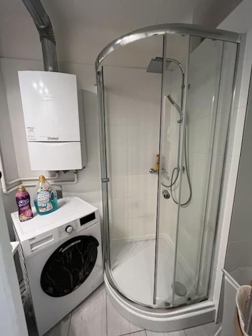 וינה *Luxurious And Spacious Family Apartment* מראה חיצוני תמונה